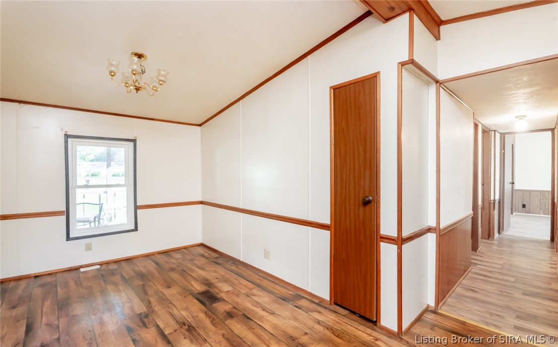 824 East Marshfield Road Scottsburg, IN 47170 - Photo 16 of 48 Gallery Image 16