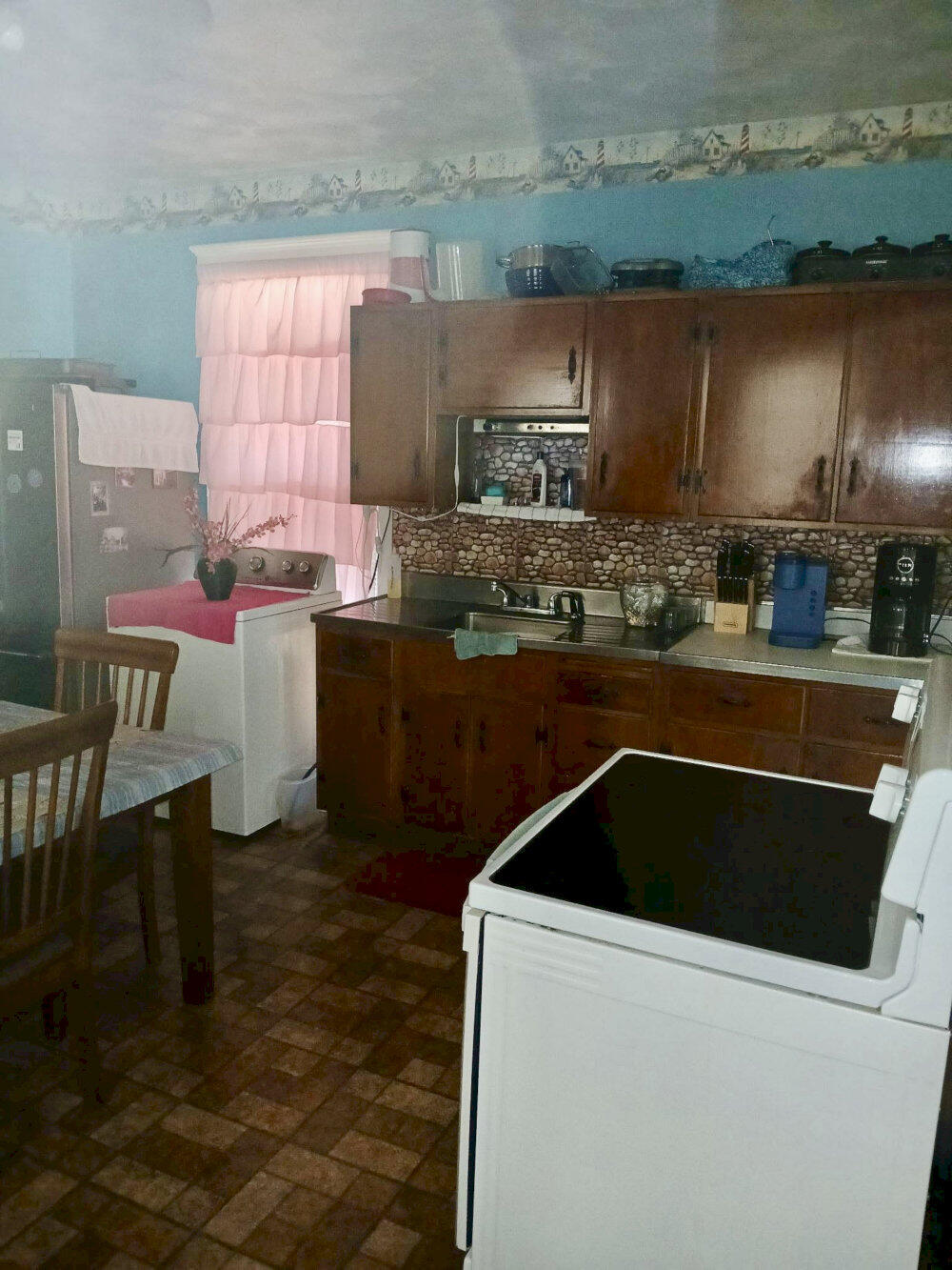 152 Main Street Madison, ME 04950 - Photo 11 of 20 att.f22ARlboP6vHmud5PEdqm_e_RzE8_kipf_vL