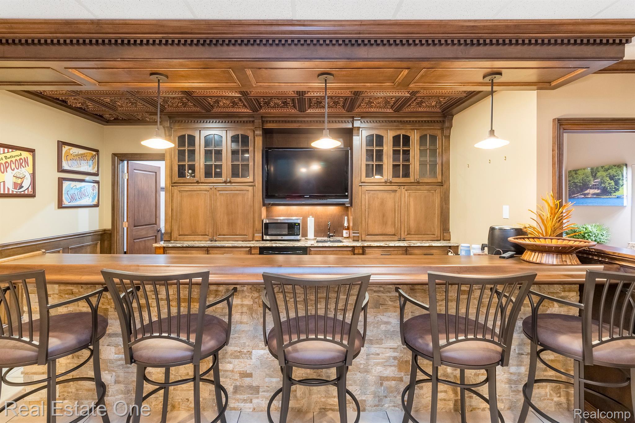 6957 Oakhurst Ridge Road Clarkston, MI 48348 - Photo 10 of 13 Gallery Image 10