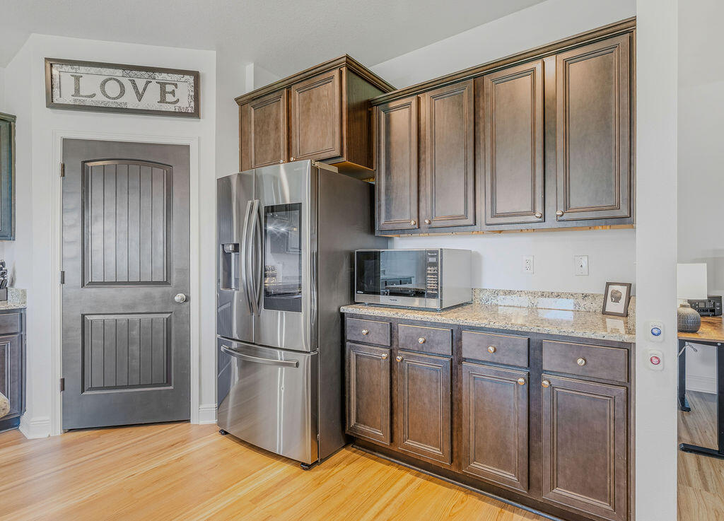 417 Chickadee Street Crestview, FL 32539 - Photo 11 of 46 Smart Fridge
