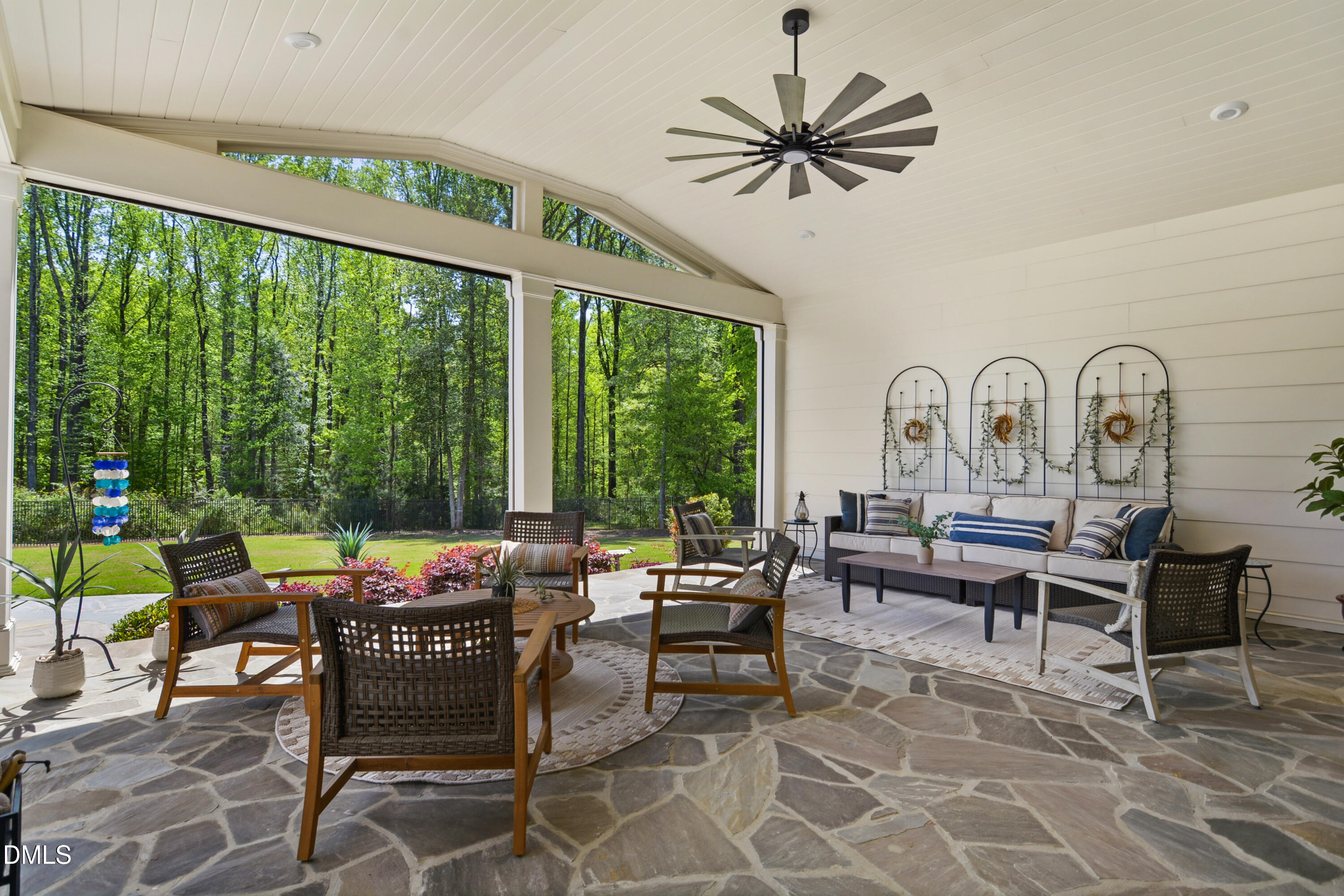 1509 Kirkby Lane Raleigh, NC 27614 - Photo 57 of 72 056