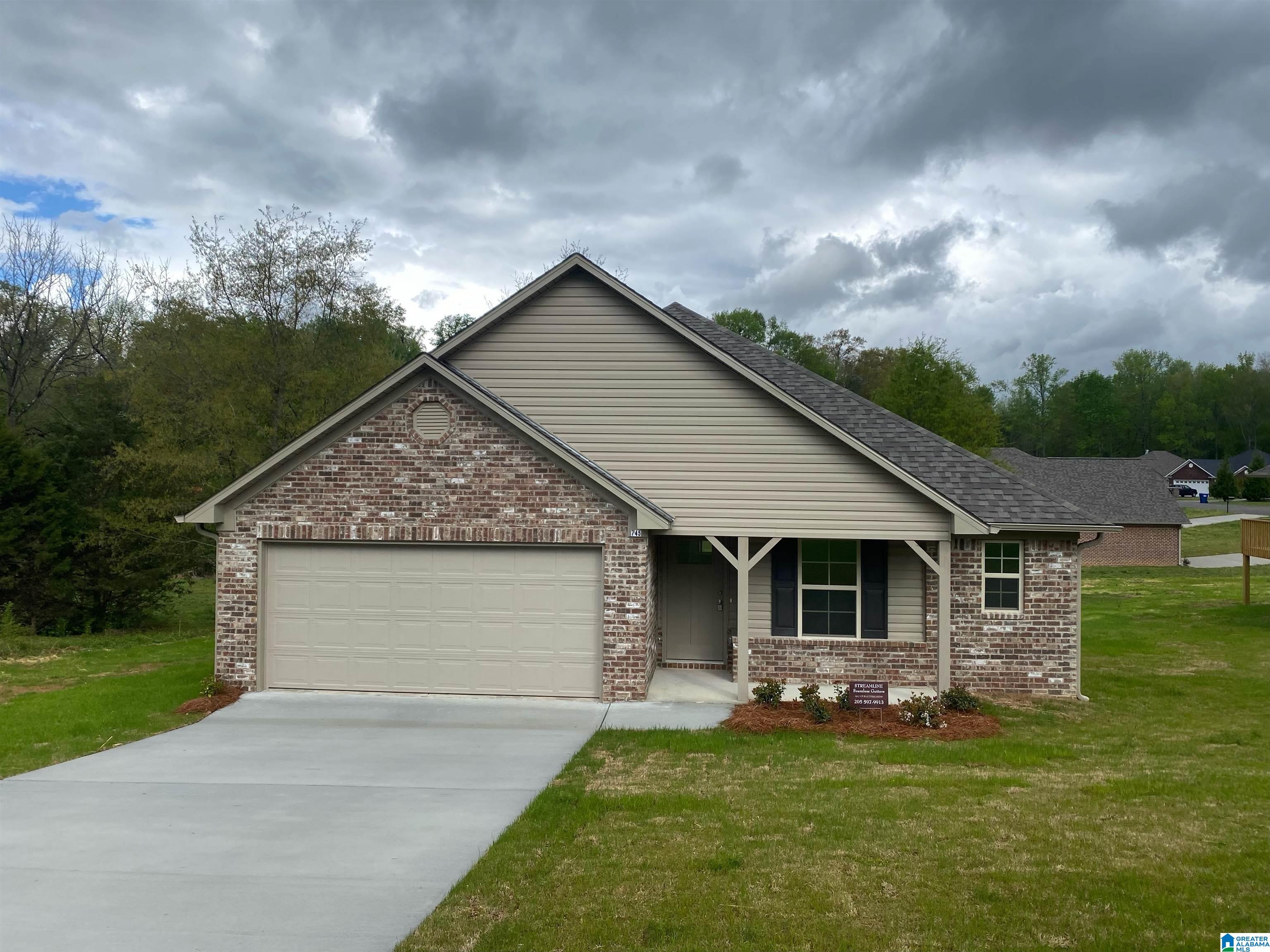 745 Valley Road Oneonta, AL 35121 - Photo 1 of 13