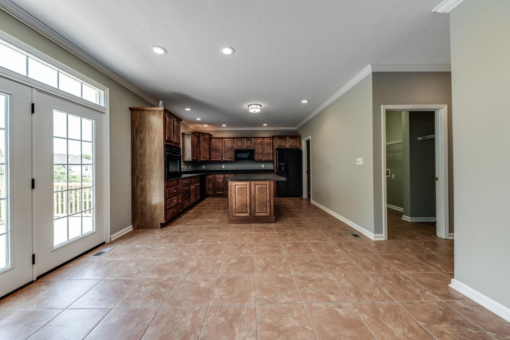 12729 Clear Ridge Road Knoxville, TN 37922 - Photo 5 of 25 Kitchen