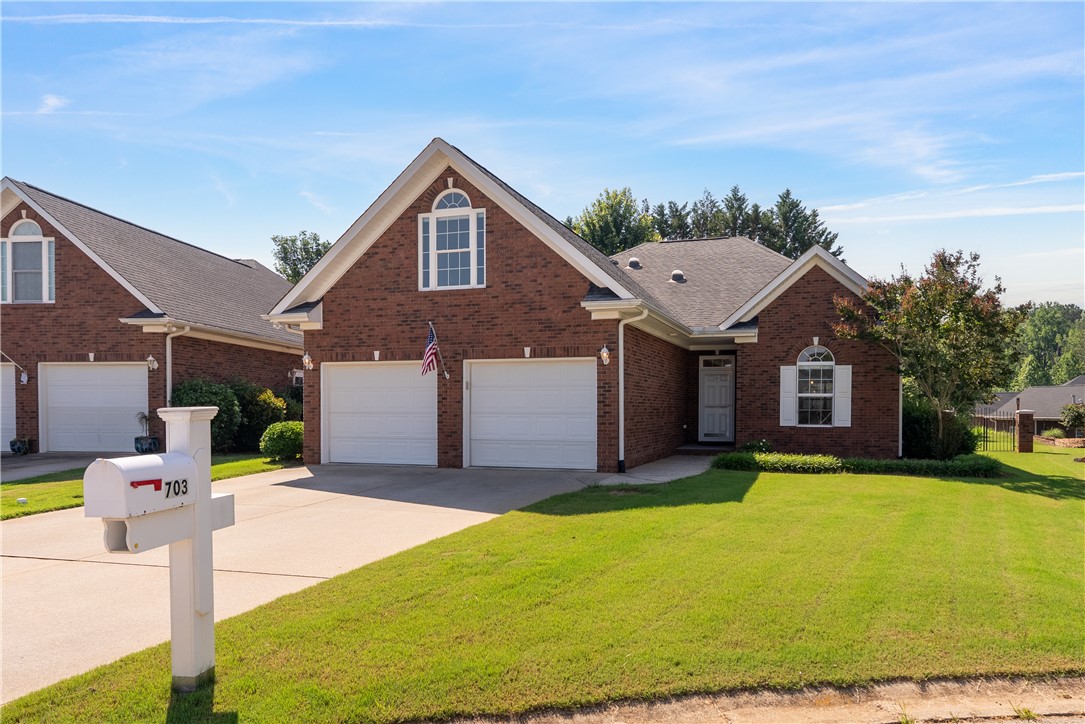 703 Nottingham Court Seneca, SC 29672 - Photo 1 of 39