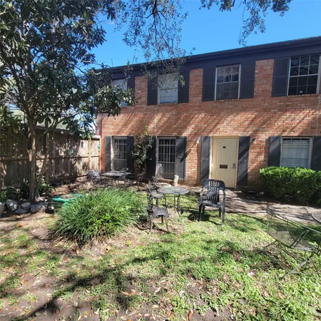 $110,000 | 5210 Arboles Drive, Unit B1, Houston, TX 77035