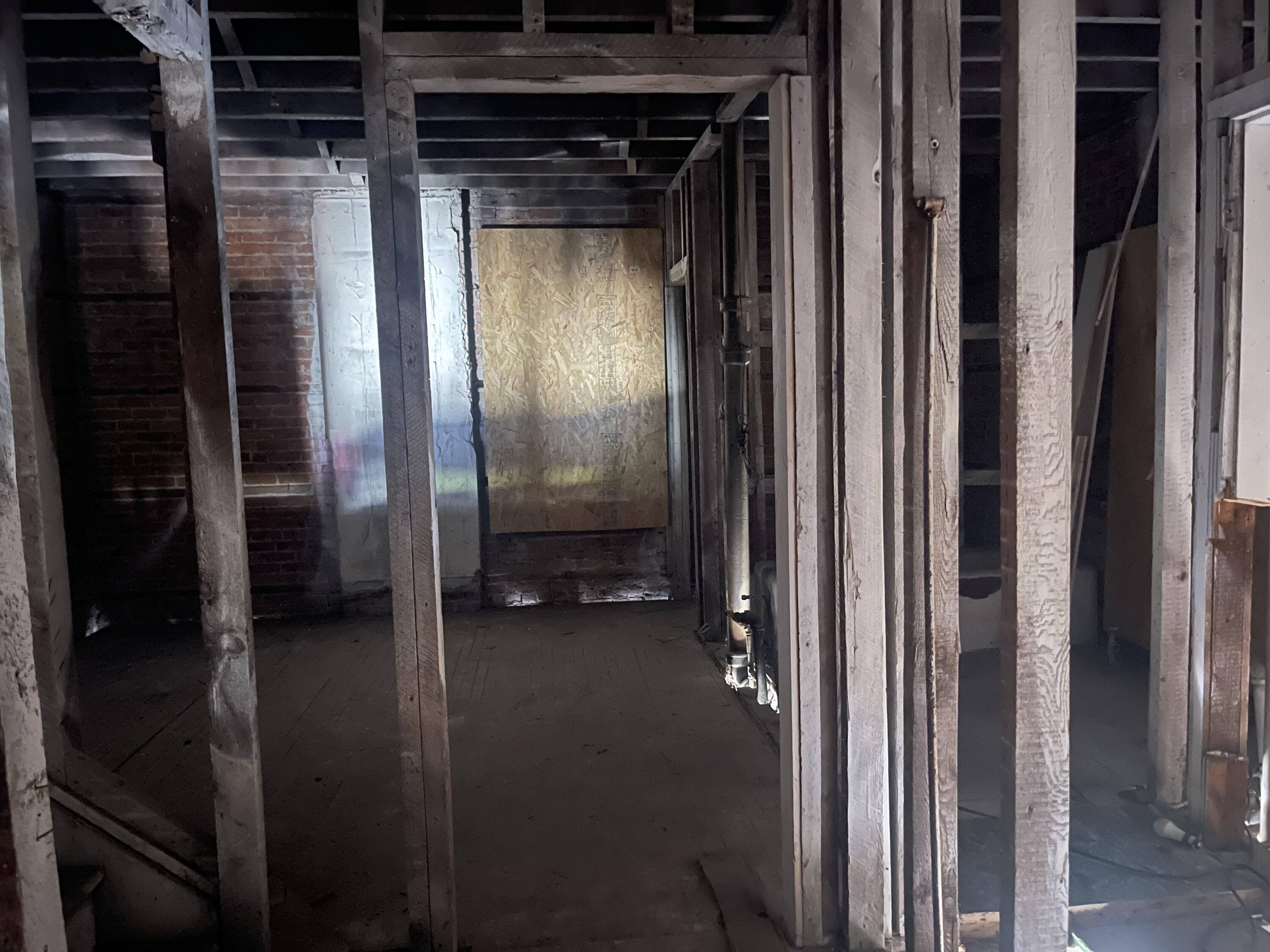 89 Burlingame Street Detroit, MI 48202 - Photo 16 of 18 IMG_2886