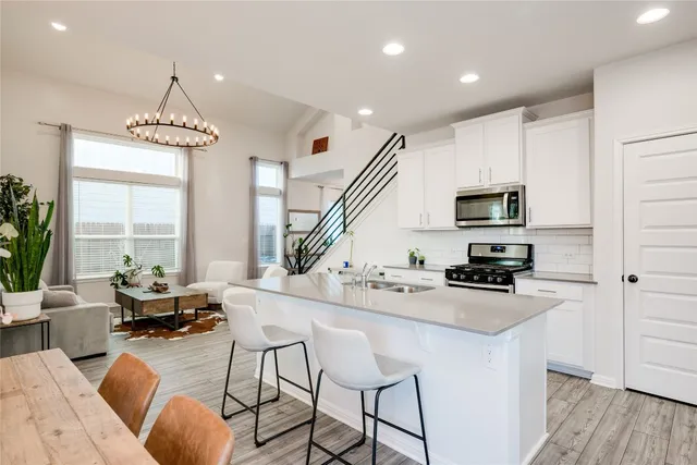 $2,550 | 10800 Harwood Overlook Pass, Austin, TX 78747