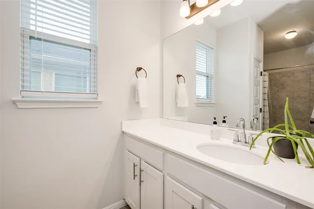 $2,550 | 10800 Harwood Overlook Pass, Austin, TX 78747