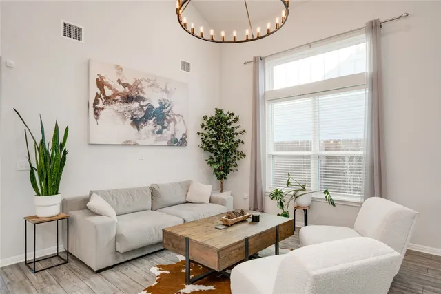 $2,550 | 10800 Harwood Overlook Pass, Austin, TX 78747