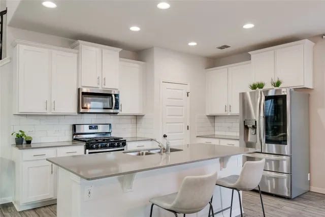 $2,550 | 10800 Harwood Overlook Pass, Austin, TX 78747