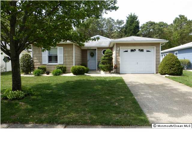 65 Meadowbrook Road Brick, NJ 08723 - Photo 1 of 18 Primary Photo