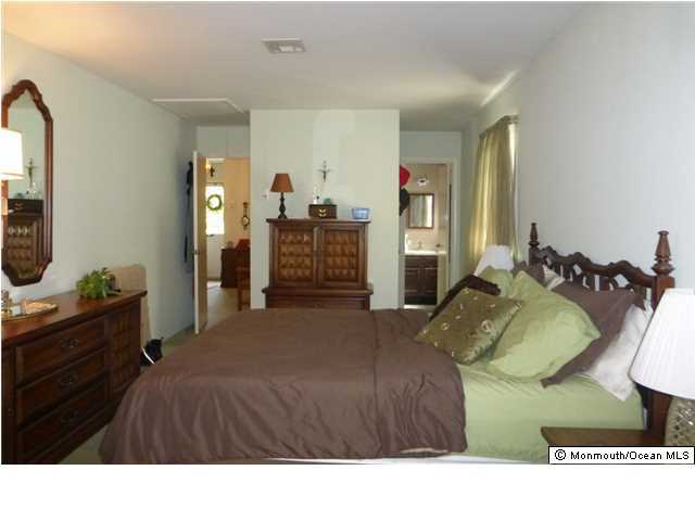 65 Meadowbrook Road Brick, NJ 08723 - Photo 4 of 18 Additional Photo
