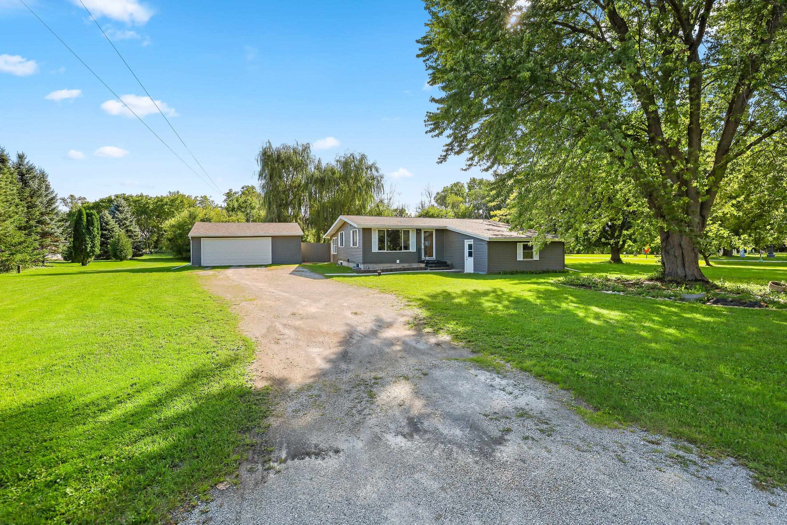 6649 County Road R Oshkosh, WI 54902 - Photo 39 of 55 Gallery Image 39