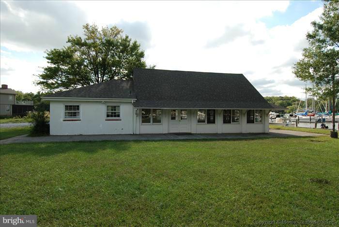 52 Decatur Avenue Annapolis, MD 21403 - Photo 29 of 30 Community MARINA CLUBHOUSE