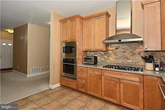 52 Decatur Avenue Annapolis, MD 21403 - Photo 4 of 30 Kitchen