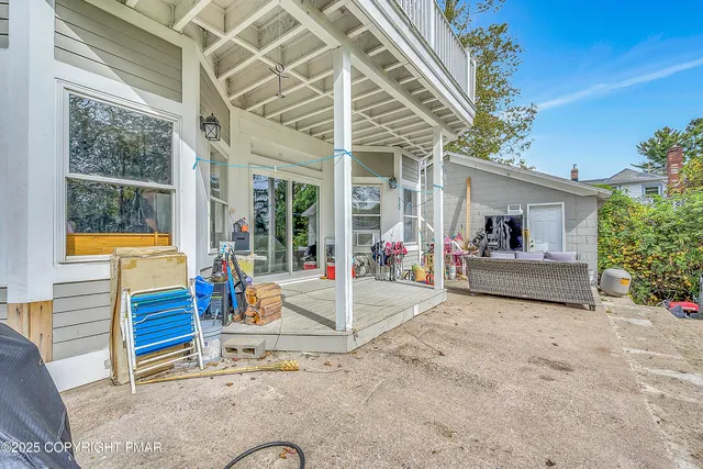 a view of a house with a outdoor space