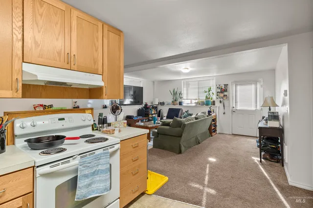 $1,300,000 | 904 East Vandal Drive, Moscow, ID 83843