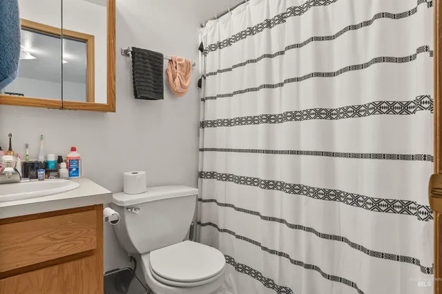 $1,300,000 | 904 East Vandal Drive, Moscow, ID 83843