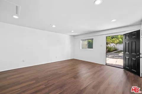 $1,595,000 | 910 North Bushnell Avenue, Alhambra, CA 91801