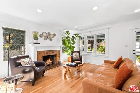 $1,595,000 | 910 North Bushnell Avenue, Alhambra, CA 91801