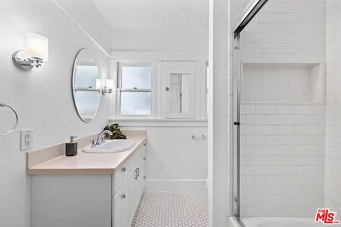 $1,595,000 | 910 North Bushnell Avenue, Alhambra, CA 91801