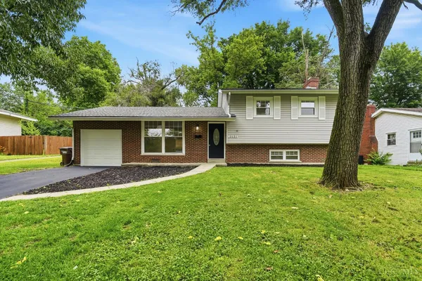 $279,900 | 10686 Chelmsford Road, Cincinnati, OH 45240