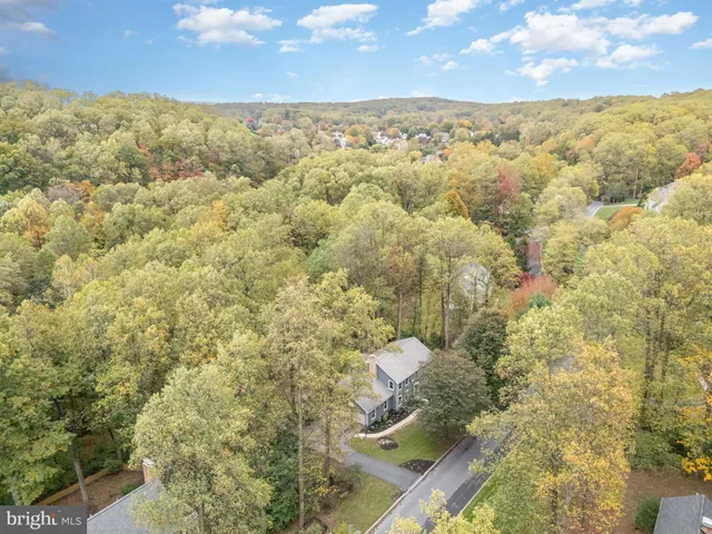 a view of a field with an outdoor space