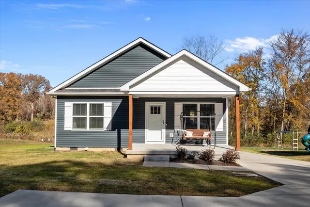 $330,000 | 10560 Church Road, Bon Aqua, TN 37025