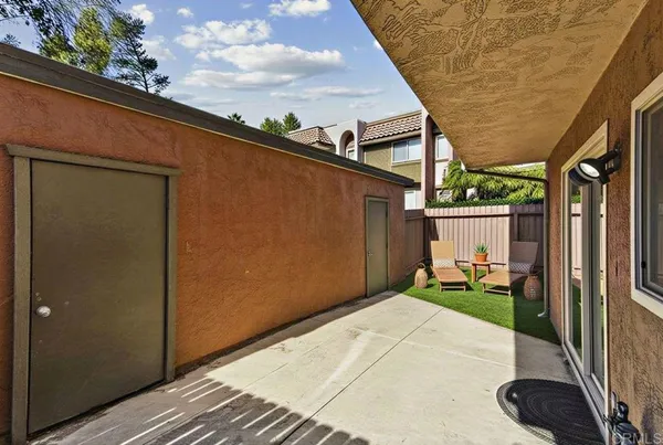 $499,000 | 1423 North Broadway, Unit E, Escondido, CA 92026