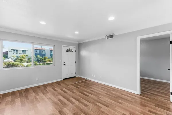 $499,000 | 1423 North Broadway, Unit E, Escondido, CA 92026