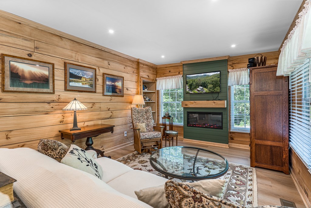 2526 Pisgah Road Andrews, NC 28901 - Photo 11 of 66 Gallery Image 11