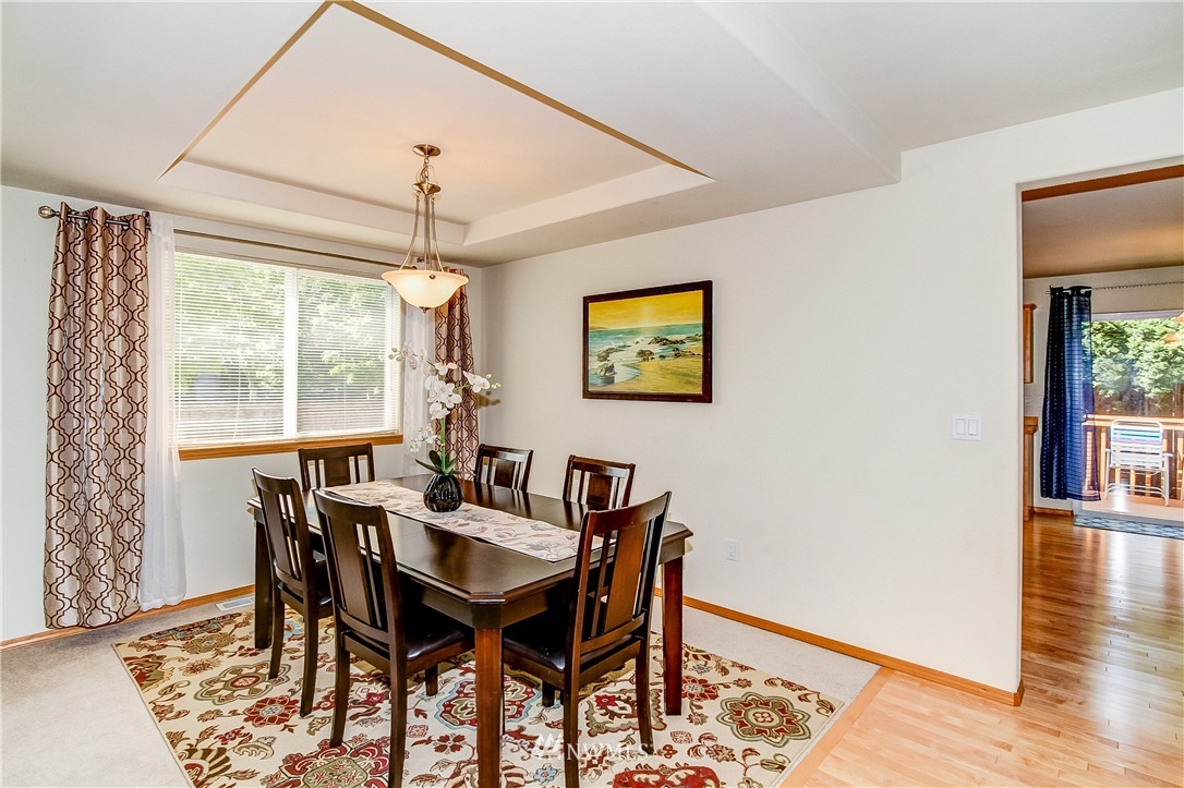18106 28th Drive Southeast Bothell, WA 98012 - Photo 3 of 16 Gallery Image 3