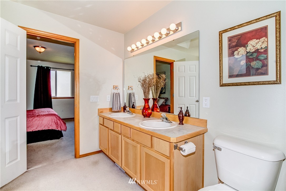 18106 28th Drive Southeast Bothell, WA 98012 - Photo 9 of 16 Gallery Image 9