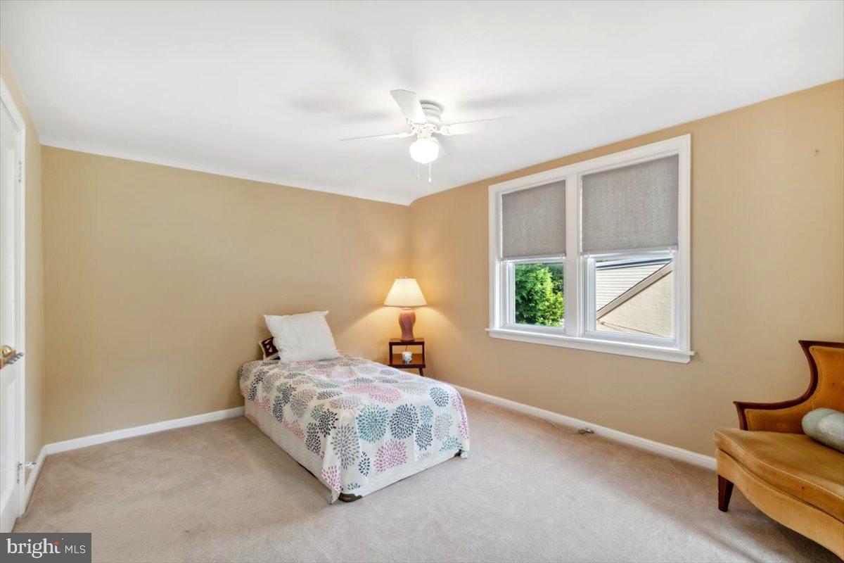 552 Central Avenue Havertown, PA 19083 - Photo 16 of 25