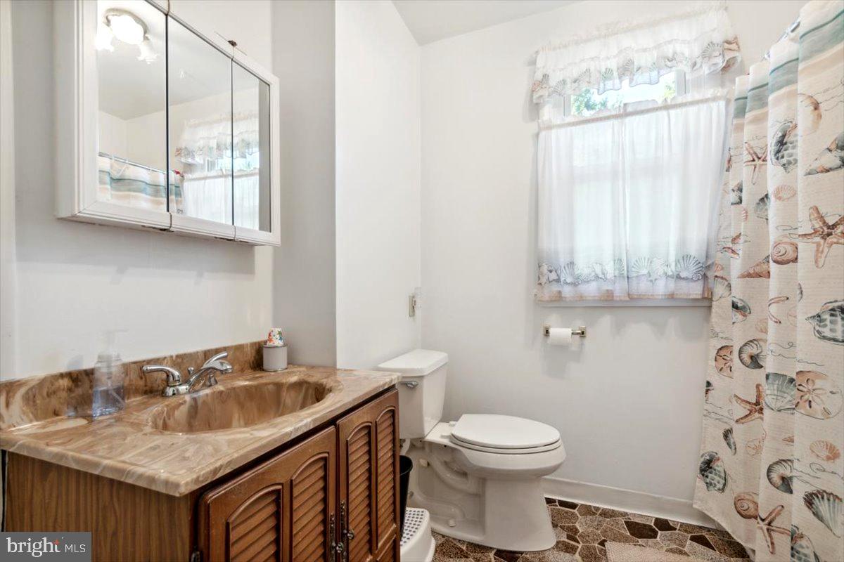 552 Central Avenue Havertown, PA 19083 - Photo 18 of 25