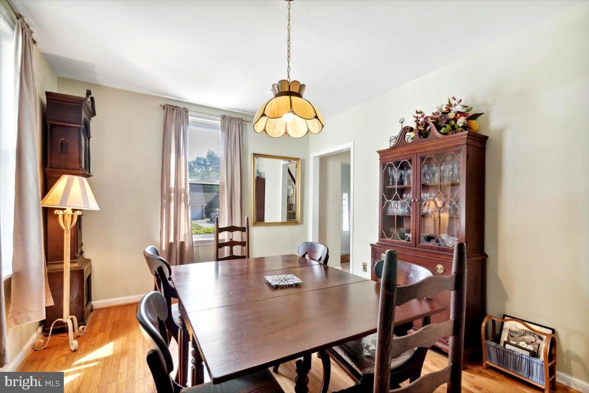 552 Central Avenue Havertown, PA 19083 - Photo 9 of 25