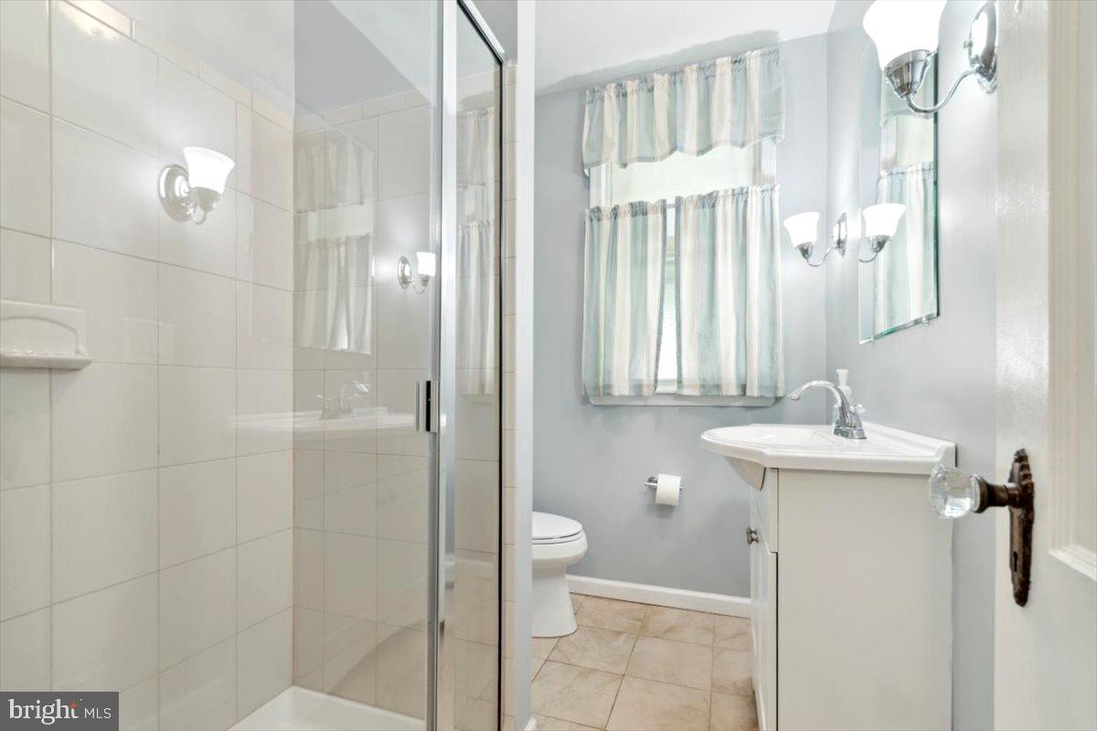 552 Central Avenue Havertown, PA 19083 - Photo 10 of 25