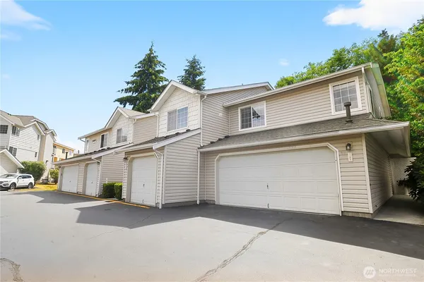 $460,000 | 12427 4th Avenue West, Unit 7104, Everett, WA 98204