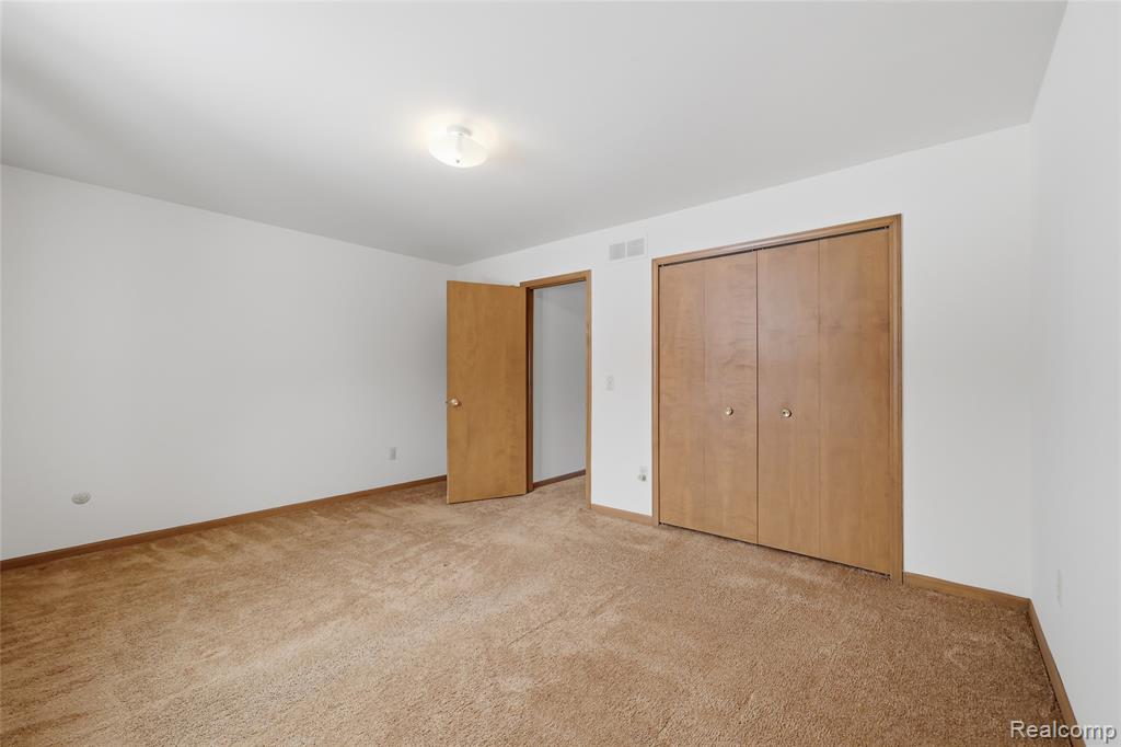 15180 Raphael Terrace Warren, MI 48088 - Photo 16 of 21 Gallery Image 16
