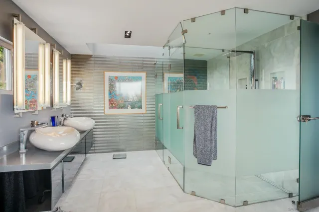 $20,000 | 7116 Country Club Drive, La Jolla, CA 92037