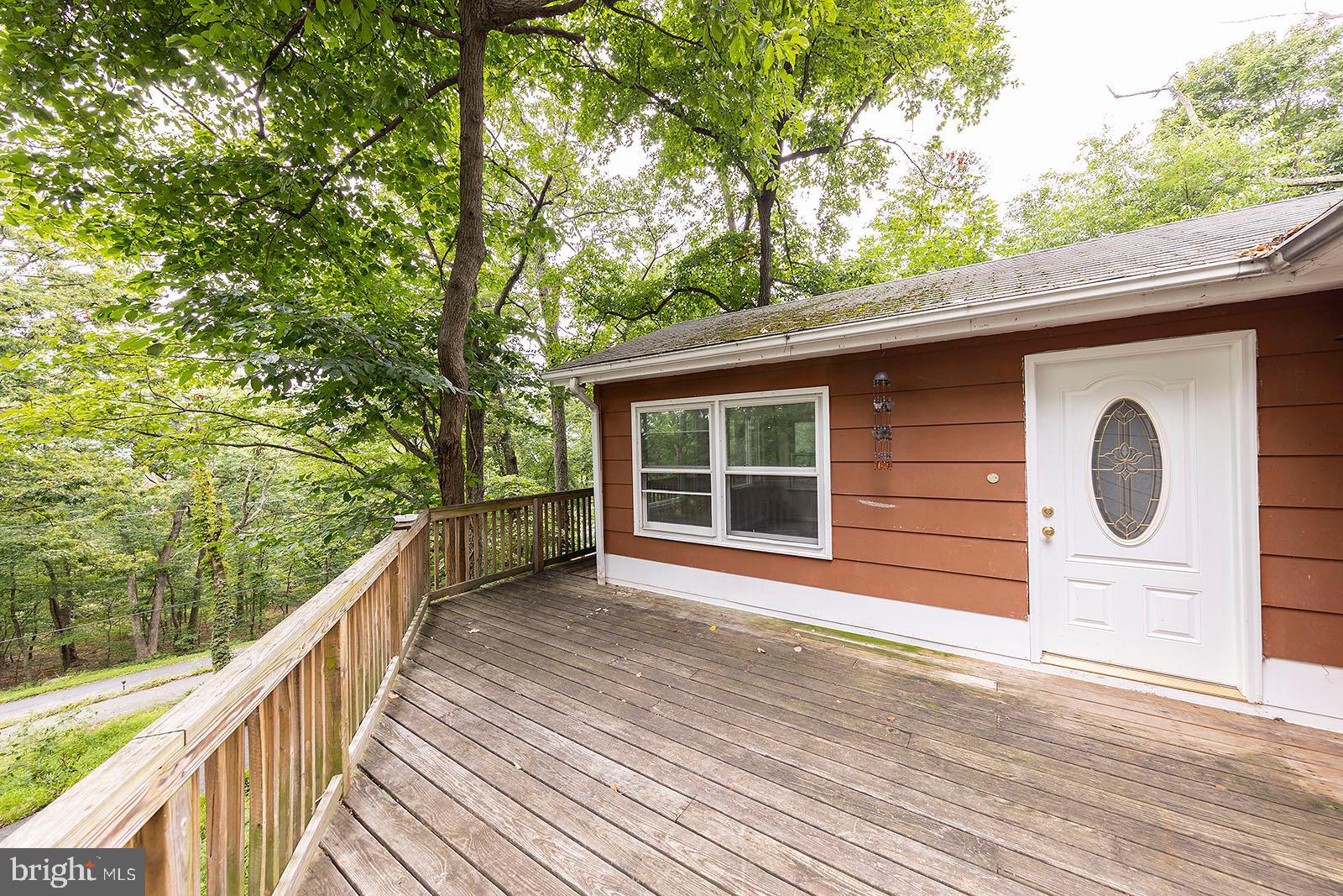 114 Inca Trail Winchester, VA 22602 - Photo 14 of 44 a view of a house with a tree