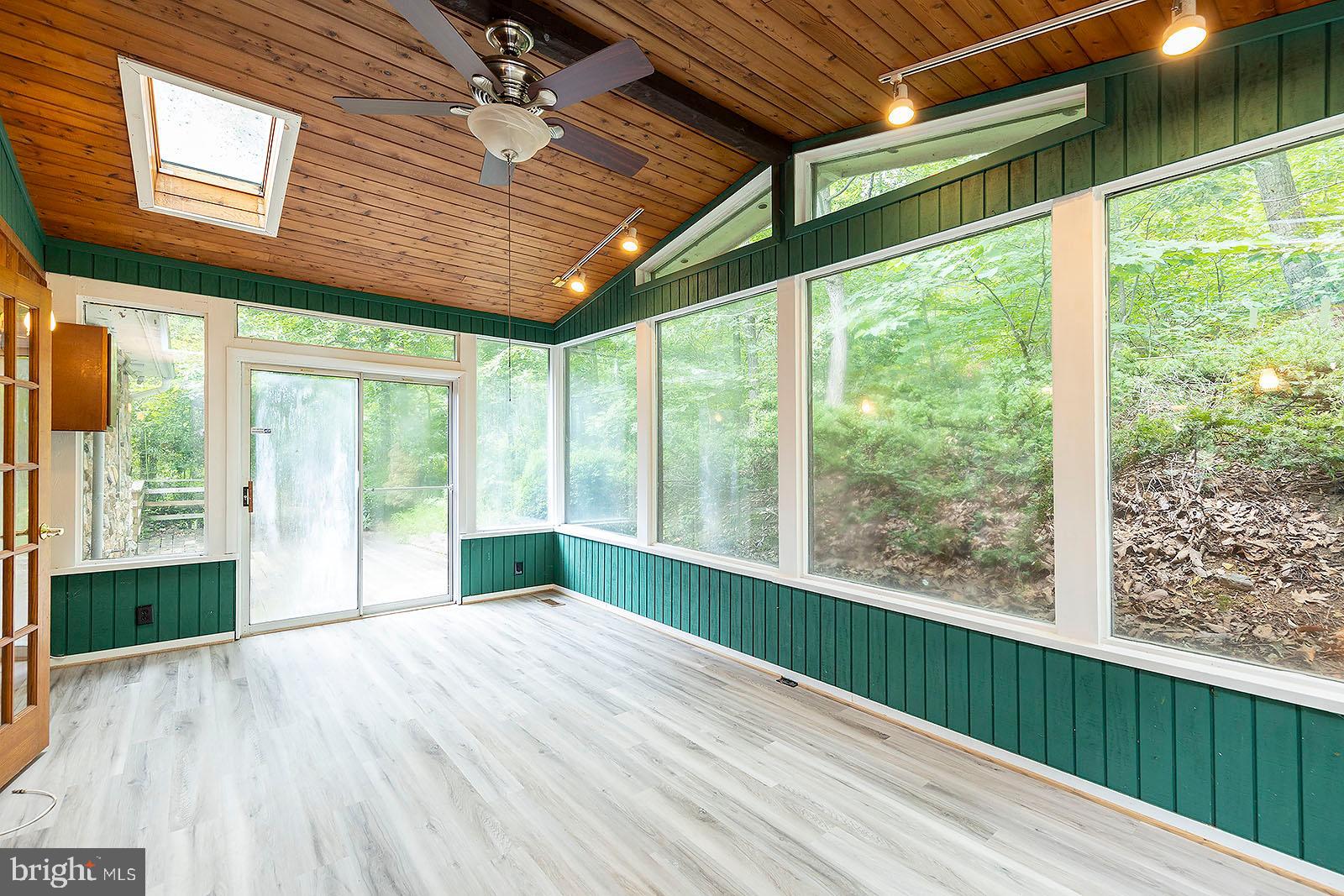 114 Inca Trail Winchester, VA 22602 - Photo 35 of 44 a front view of a house with a large window