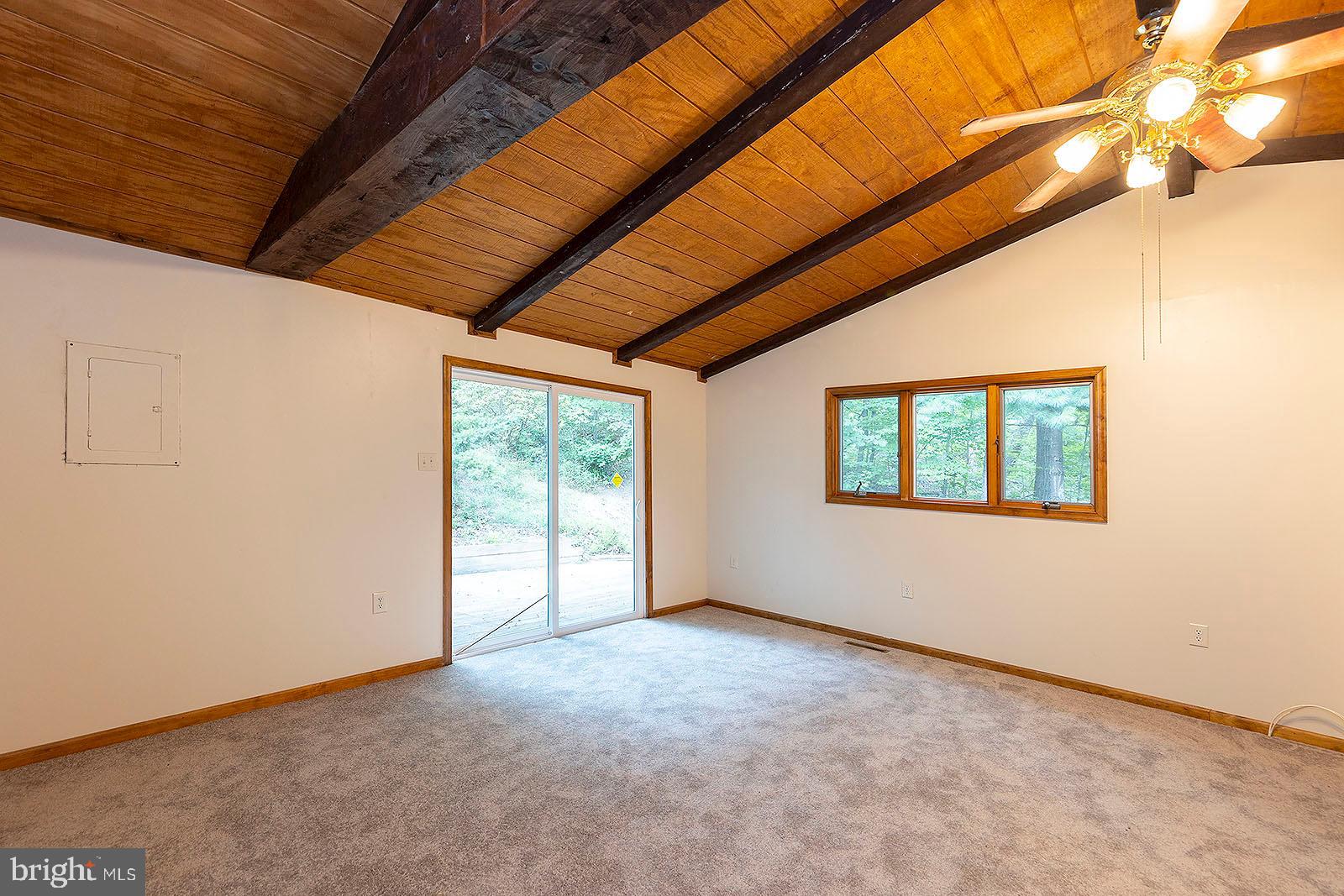 114 Inca Trail Winchester, VA 22602 - Photo 40 of 44 a view of an empty room with a window