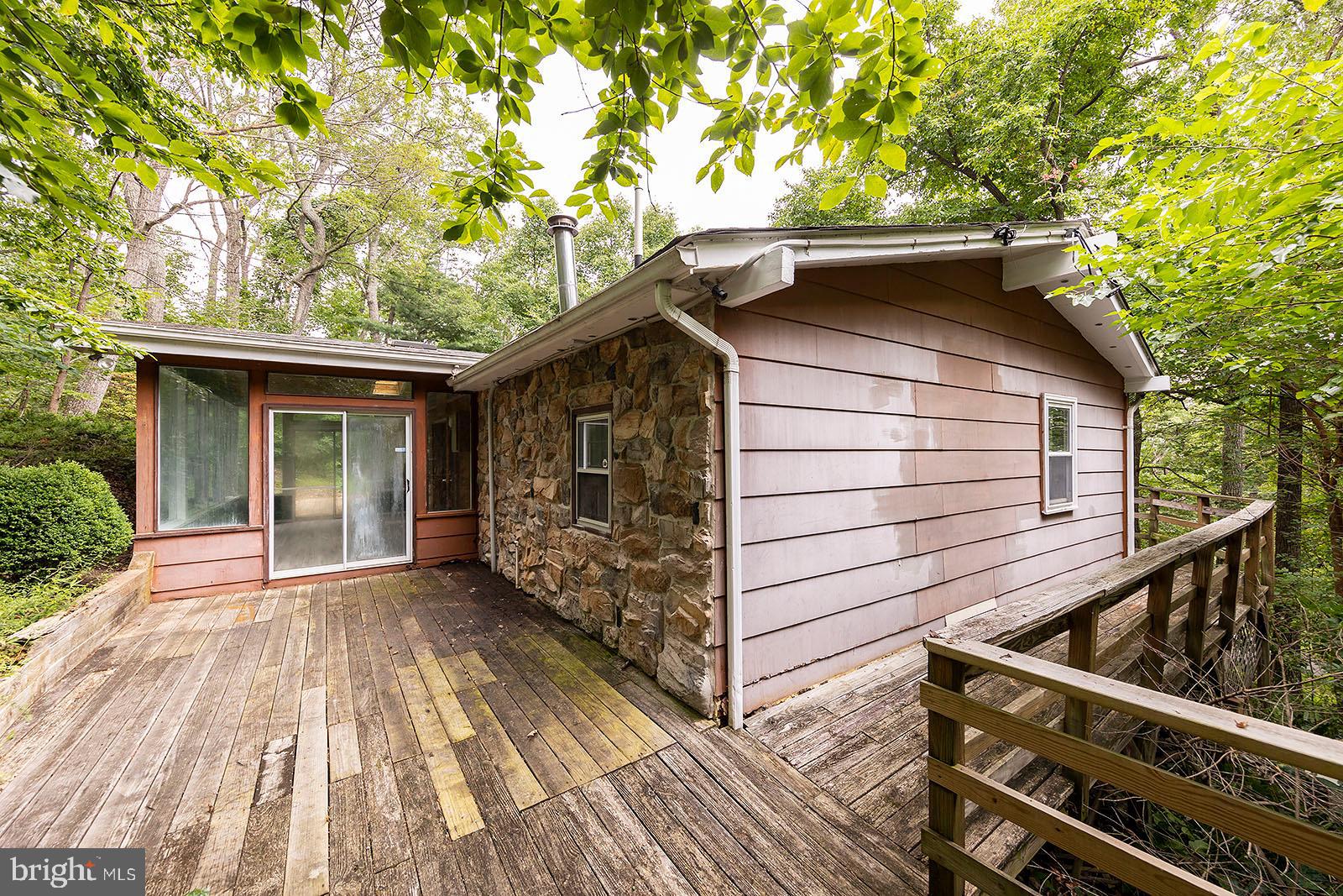 114 Inca Trail Winchester, VA 22602 - Photo 8 of 44 a view of a house with a yard