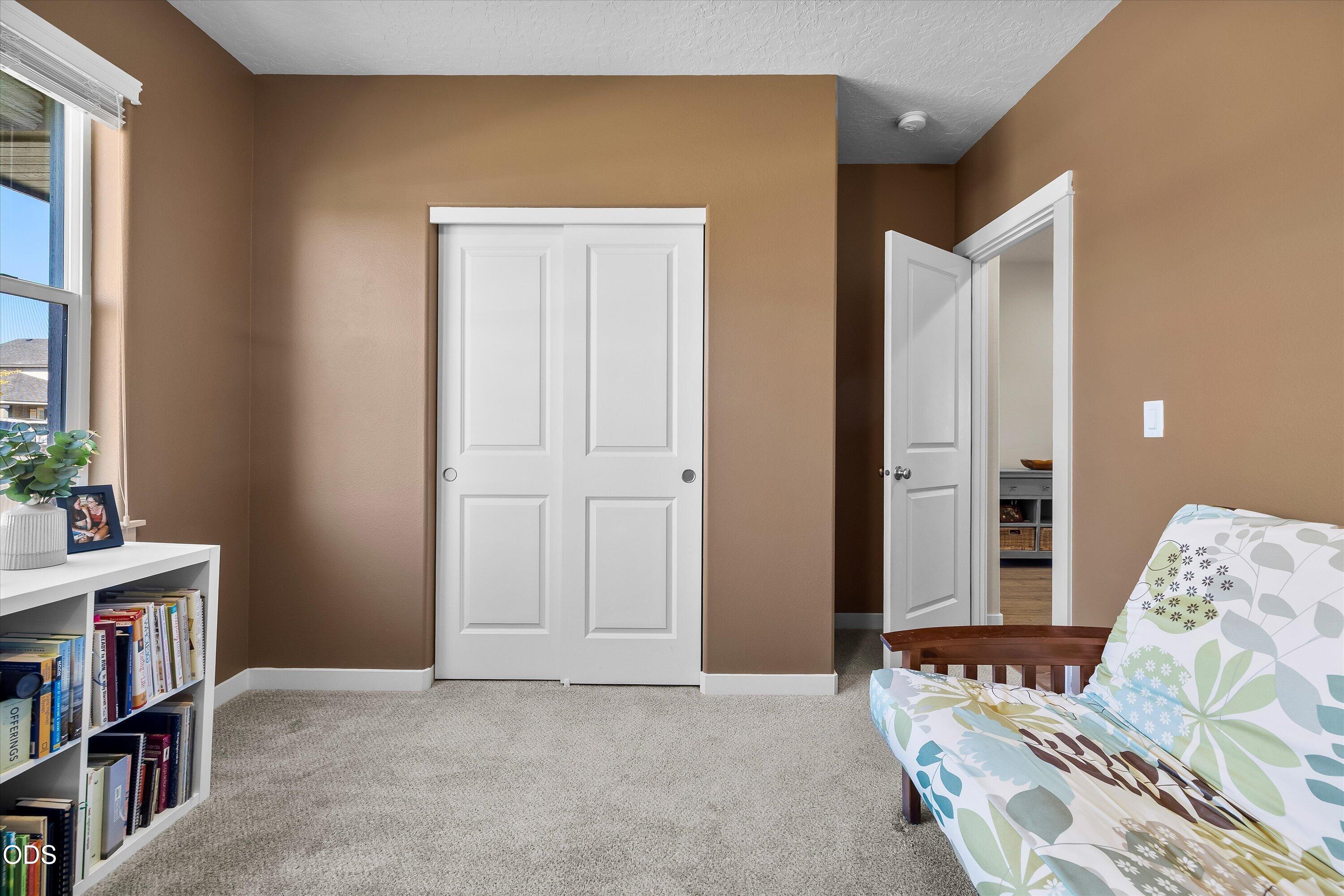 3350 Northwest 9th Lane Redmond, OR 97756 - Photo 23 of 29 Gallery Image 23