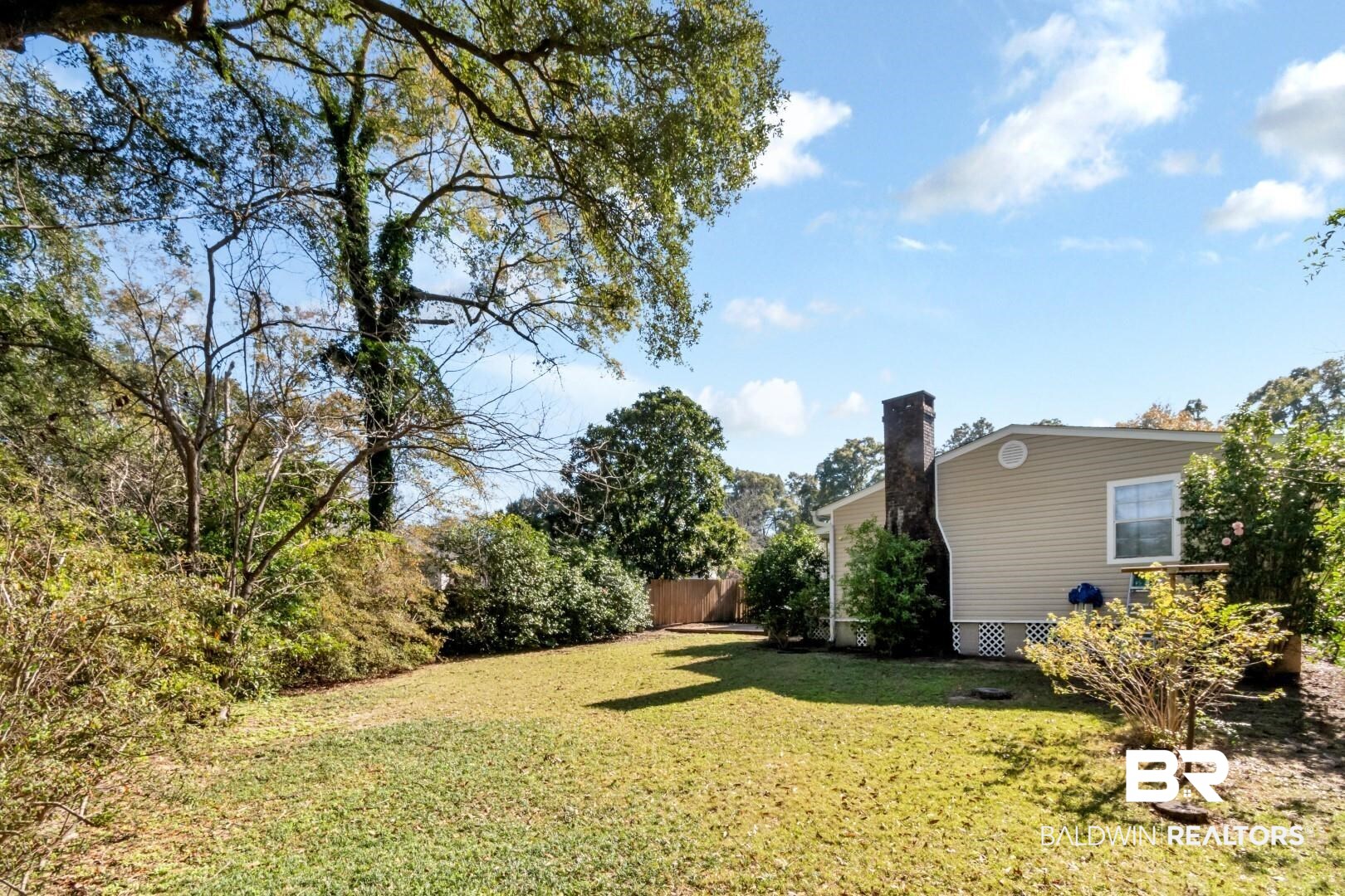 5412 South Norden Drive Mobile, AL 36608 - Photo 36 of 38 View of yard