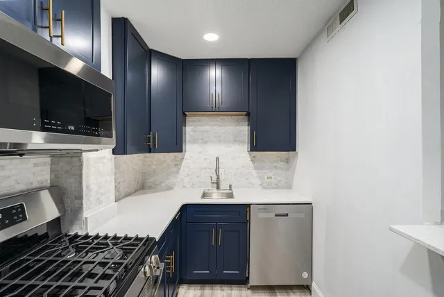 $1,600 | 2285 Peachtree Street Northeast, Unit 1104, Atlanta, GA 30309