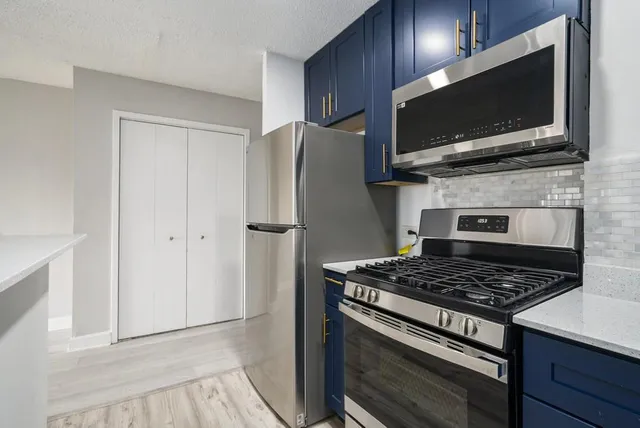 $1,600 | 2285 Peachtree Street Northeast, Unit 1104, Atlanta, GA 30309