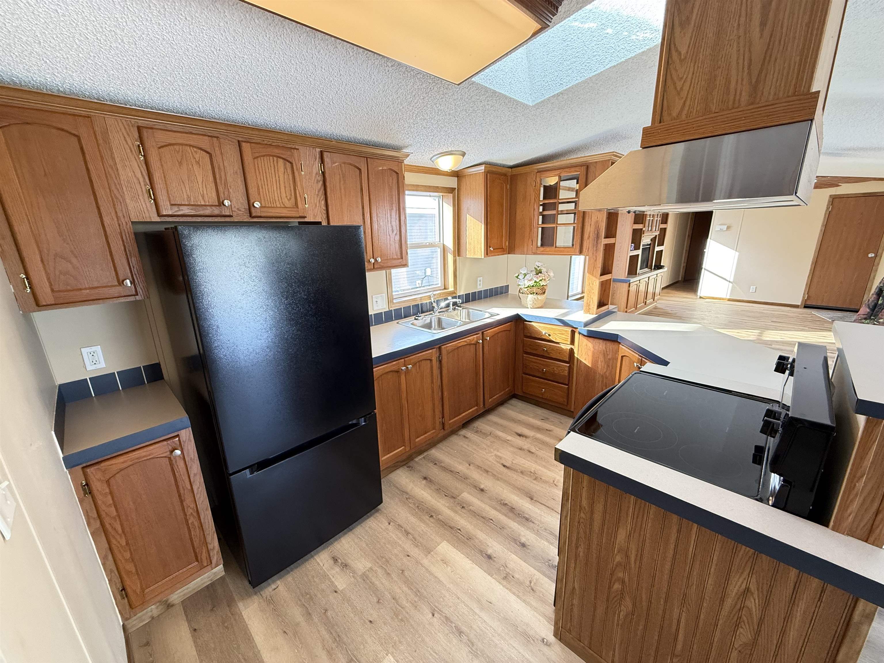 404 Lincoln Avenue, Unit 6 Reeseville, WI 53579 - Photo 3 of 10