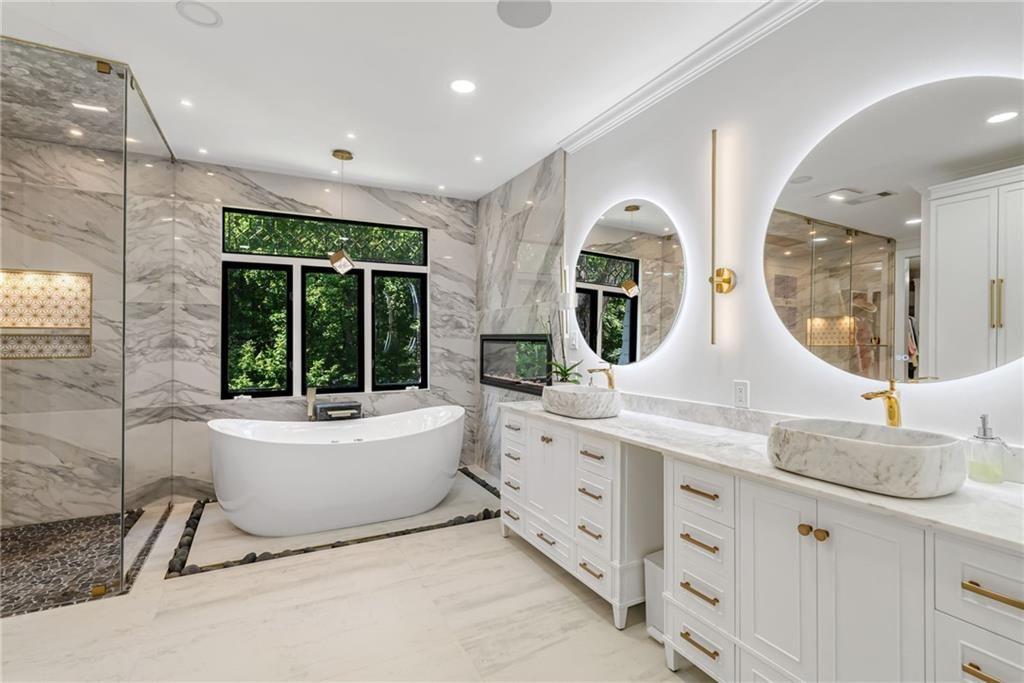 3946 Paces Ferry Road Northwest, Unit 3946 Atlanta, GA 30327 - Photo 28 of 57 Gallery Image 28